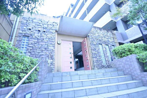 ロータリーパレス千葉パークサイドヒルズ エントランス