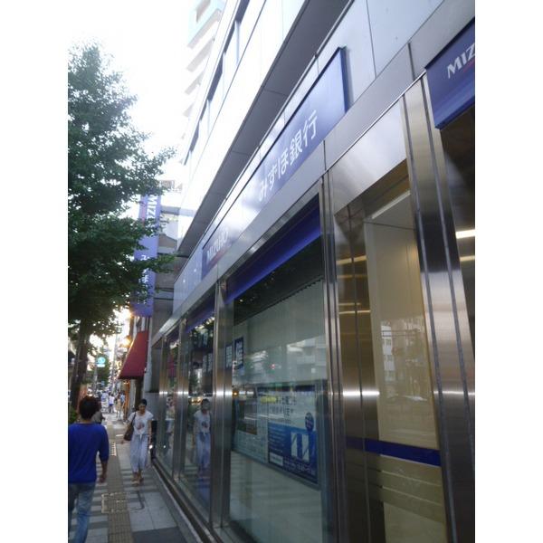 銀行