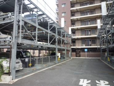 エクシオ千葉中央 駐車場