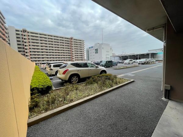 アクアウイング３５３ 駐車場
