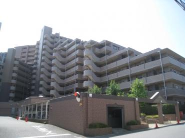 ライオンズヒルズ新松戸 外観