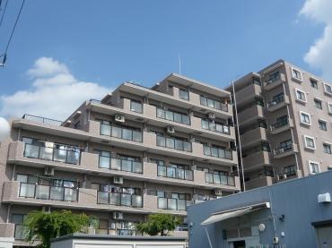 ライオンズヴィアーレ南越谷 外観