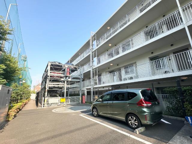 ウィルローズ一之江 駐車場