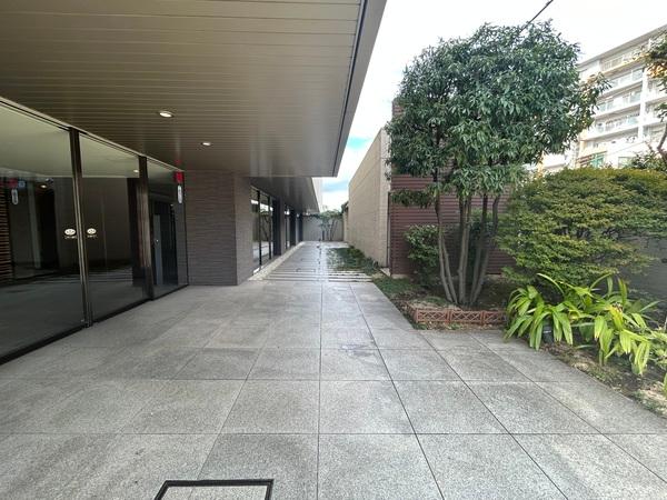 コスモ・ザ・テラス東京ＥＡＳＴ エントランス