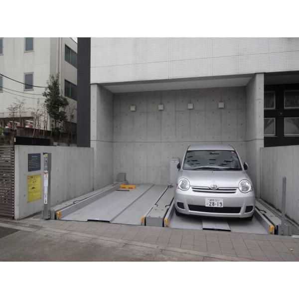 パレ・ホームズ大泉学園 駐車場