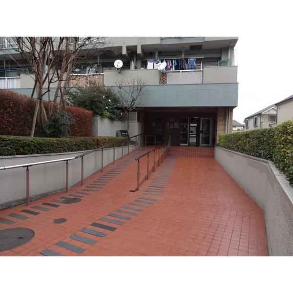 石神井公園ヒミコマンション エントランス