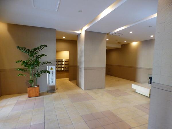 ライオンズマンション白金台 ロビー
