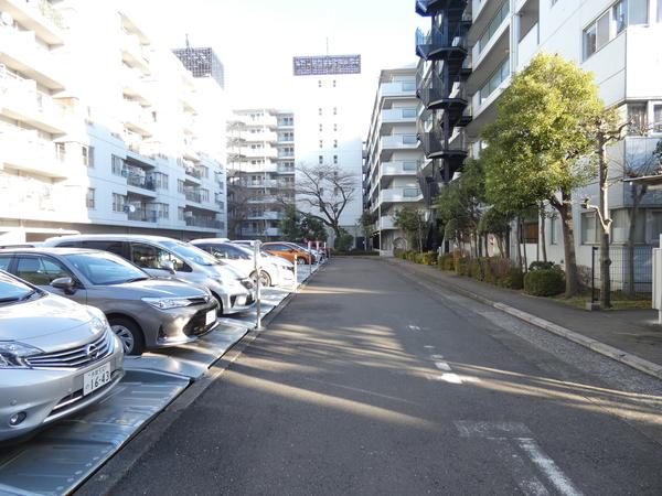 コープ調布Ａ棟 駐車場