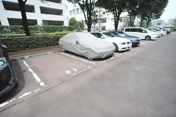 多摩川ハイム１号棟 駐車場