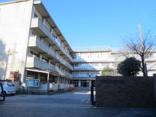 中学校