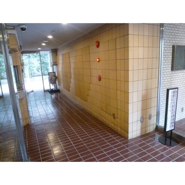 ライオンズマンション護国寺第３ ロビー