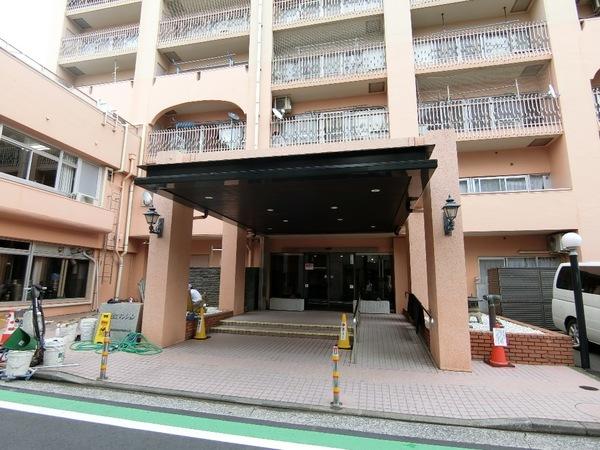 豊栄狛江マンション エントランス