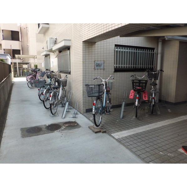 グリーンパーク保木間 駐車場