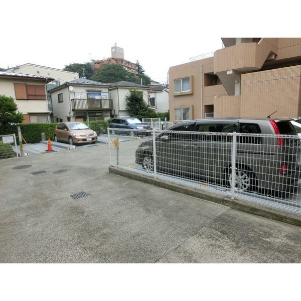 横浜妙蓮寺シティハウス 駐車場