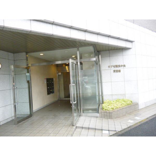 リブゼ横浜中央弐番館 エントランス