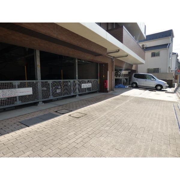ミオカステーロ本八幡 駐車場