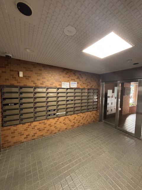 ライオンズプラザ井土ヶ谷壱番館 ロビー