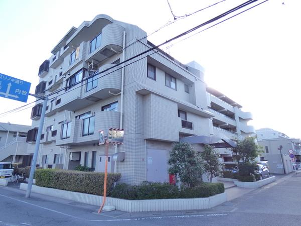 春日部第一ハイツ 外観
