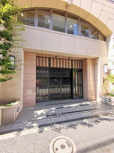 グラーサ銀座イースト エントランス