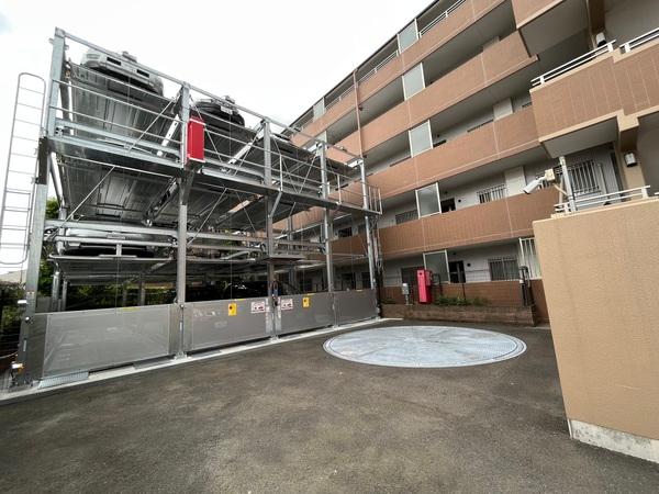 ジェイシティ田園調布 駐車場