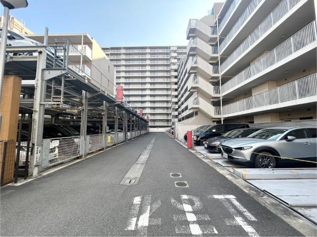 THE　MIDLAND　AVENUE 駐車場