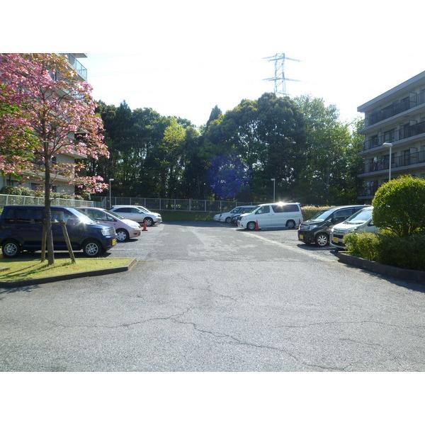 柏ファミールハイツ増尾一番館 駐車場