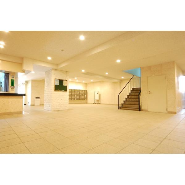 市川国府台マンション エントランス
