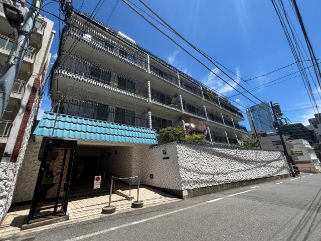 鉄筋コンクリート造地上7階建て・総戸数57