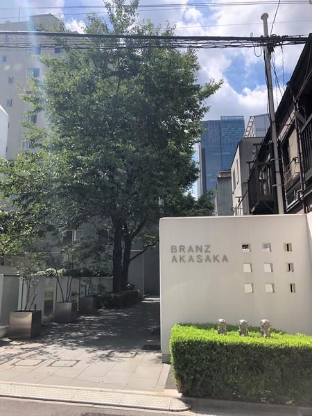 鉄筋コンクリート造地下2階付地上10階建て