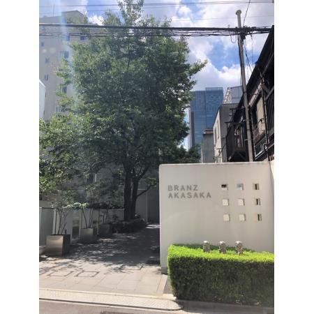 鉄筋コンクリート造地下2階付地上10階建て
