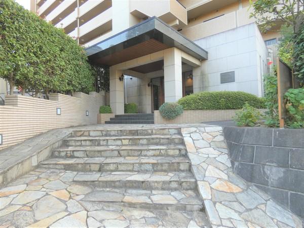 クレストフォルム市が尾南 エントランス