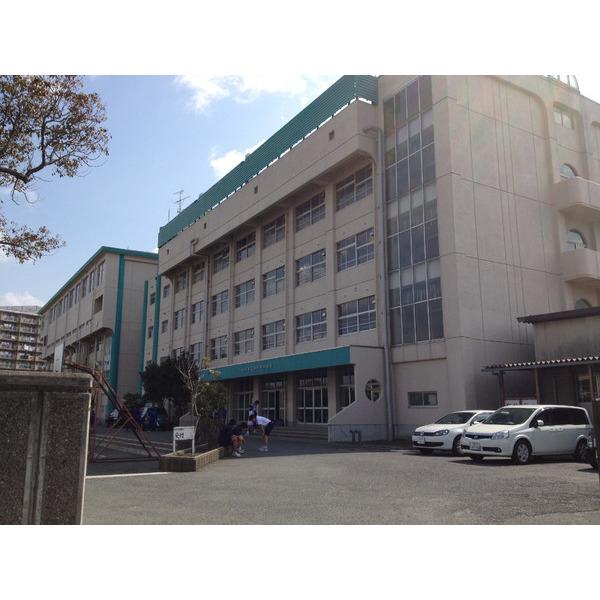 中学校