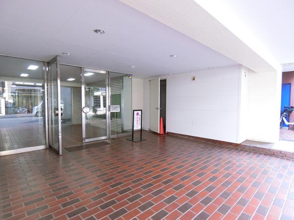 中銀三鷹マンシオン エントランス
