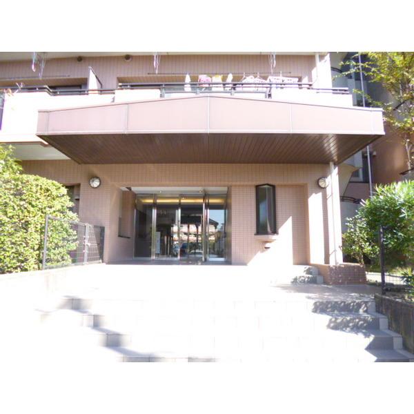 エルズ市川中山 エントランス
