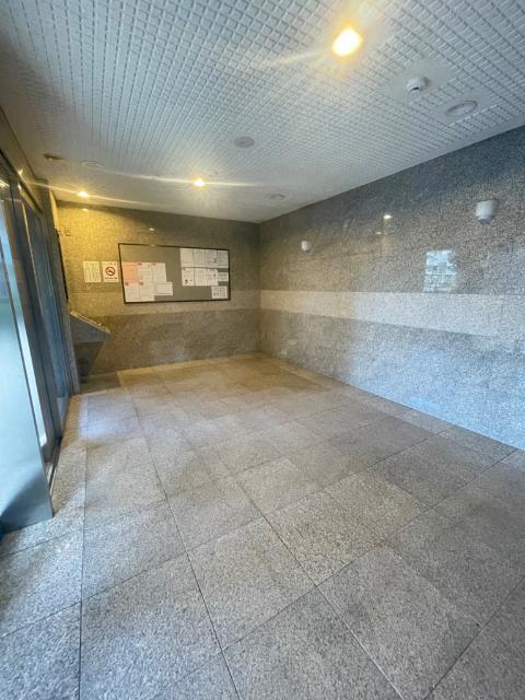 クリオ神奈川新町弐番館 ロビー