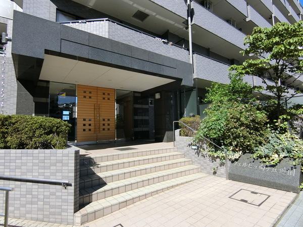 ヴェルビュ向ヶ丘遊園 エントランス