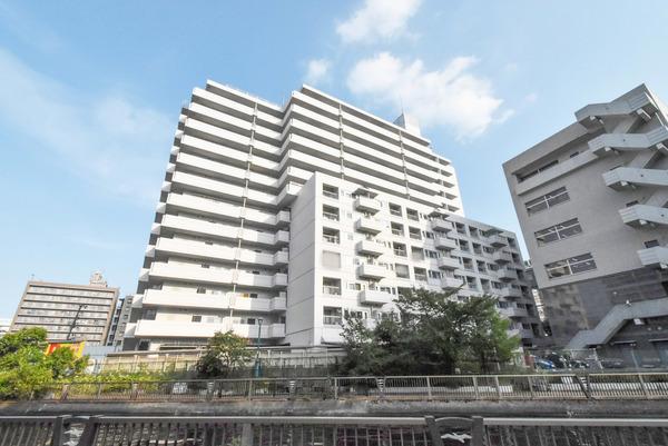 SRC造・14階建・総戸数189戸