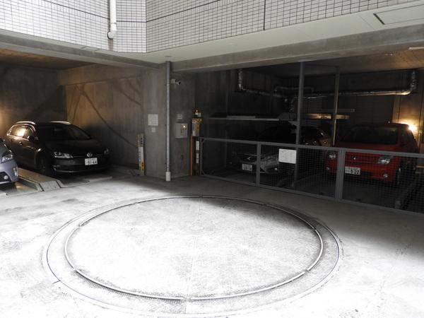 日神パレステージ三ノ輪国際通り 駐車場