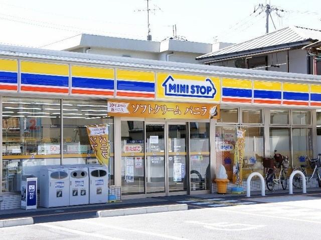 コンビニ
