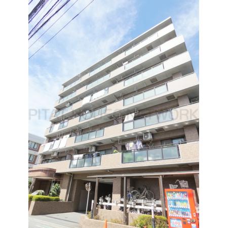 前面に高い建物がないため、バルコニー側は