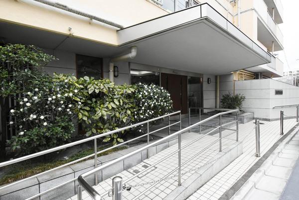 東建柏木マンション エントランス