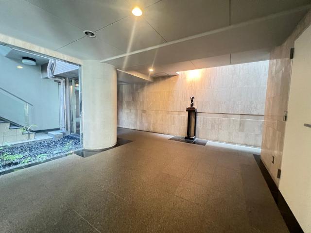 上池台デュープレックスⅡ エントランス