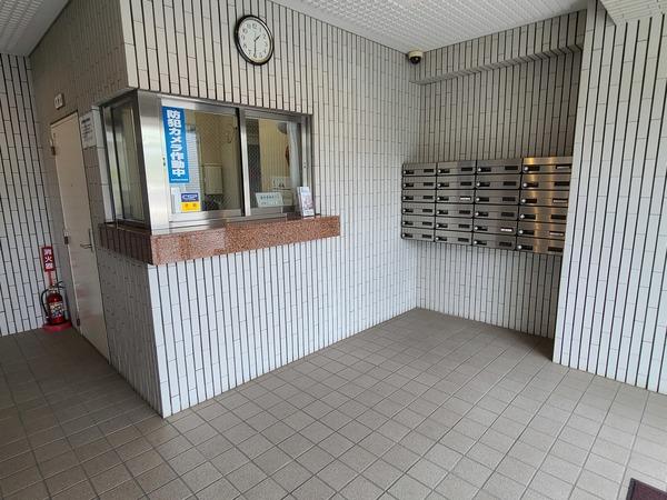 クレスト南流山 エントランス