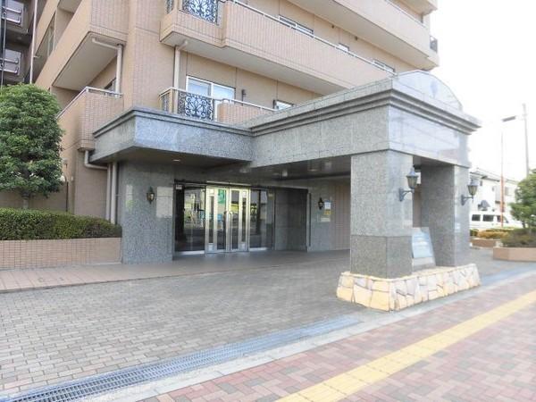 ライフピア新越谷Ⅲソレイユコート エントランス