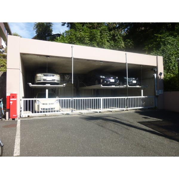 ロイヤルプラザ武蔵中原 駐車場