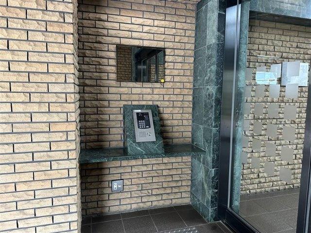 コスモ吉祥寺南ロイヤルガーデン エントランス