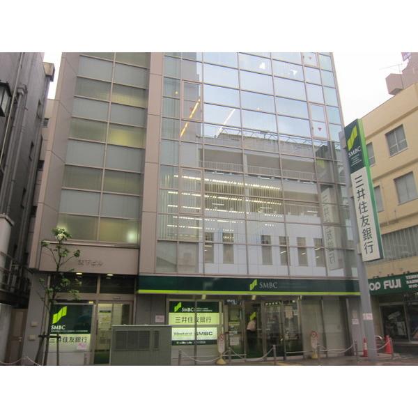 銀行
