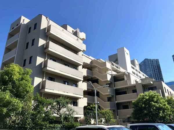 鉄筋コンクリート造地上8階建て・総戸数36