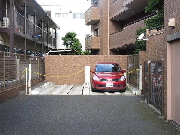 フェアロージュ西葛西四季の道 駐車場