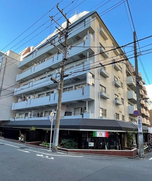 鉄筋コンクリート造地上９階建て・総戸数３